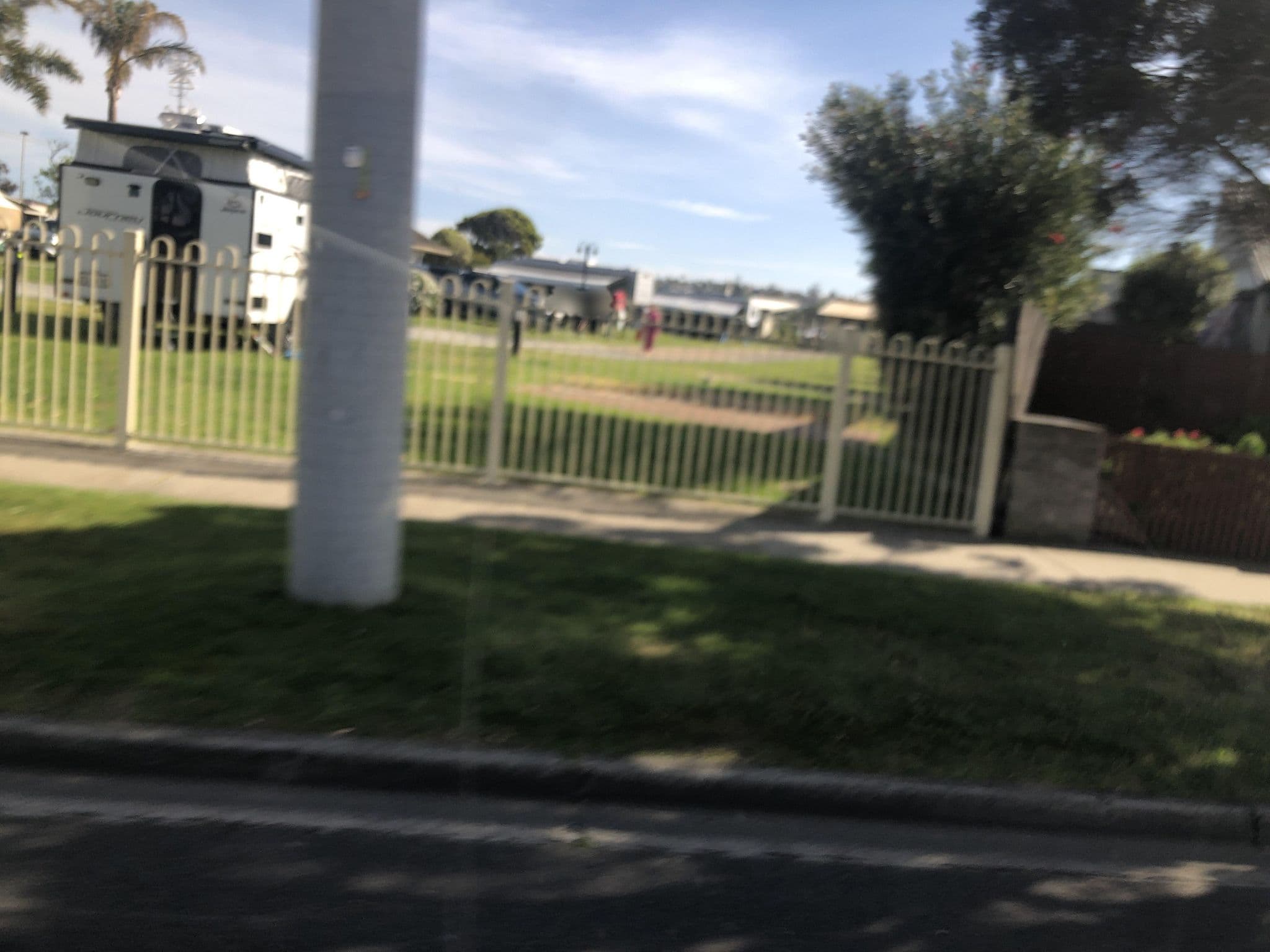 Street view near The Lakes Apartments, Lakes Entrance — © warrandyte (CC BY-SA · Mapillary)