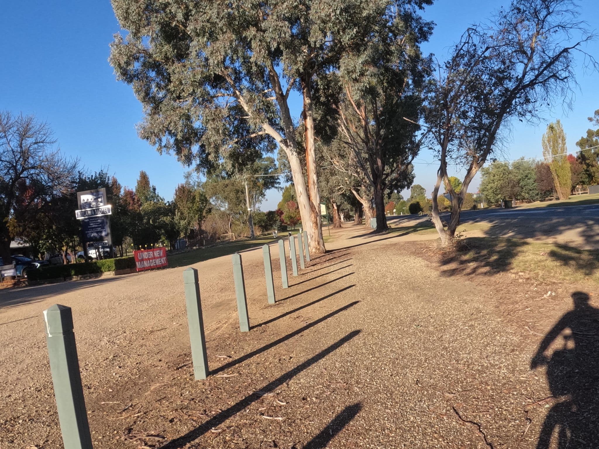 Street view near Milawa Lodge Motel, Wangaratta — © skillsy (CC BY-SA · Mapillary)