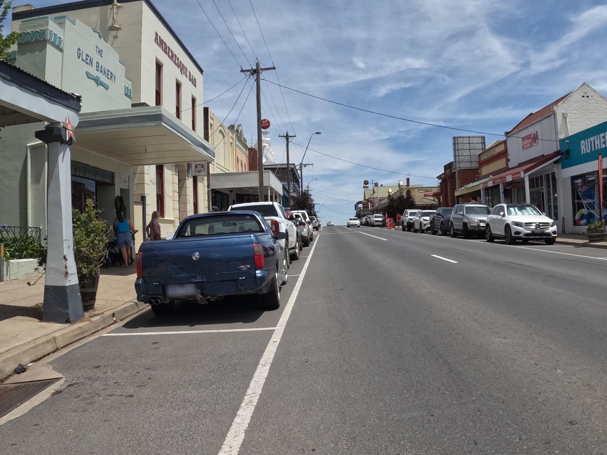 Street view near Amberesque, Rutherglen — © skillsy (CC BY-SA · Mapillary)
