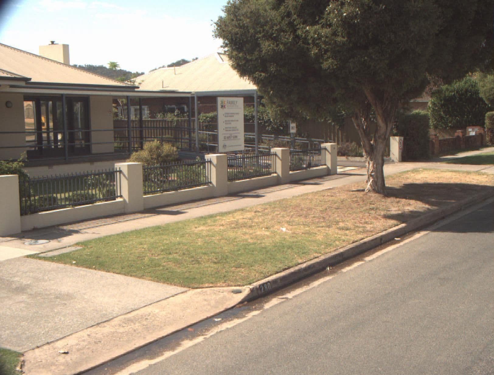 Street view near YWCA of Albury / Wodonga, Wodonga — © vicroads (CC BY-SA · Mapillary)