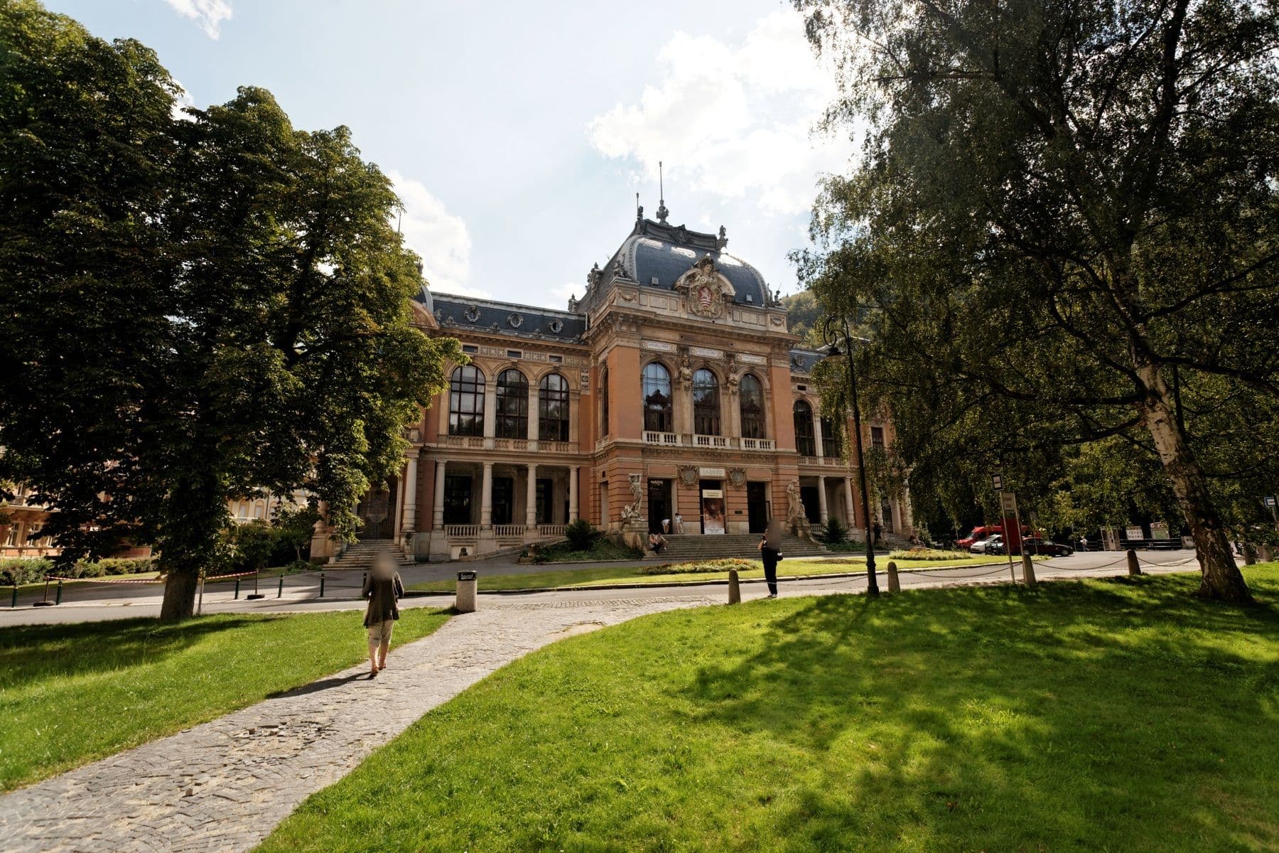 Street view near Saint Petersburg, Karlovy Vary