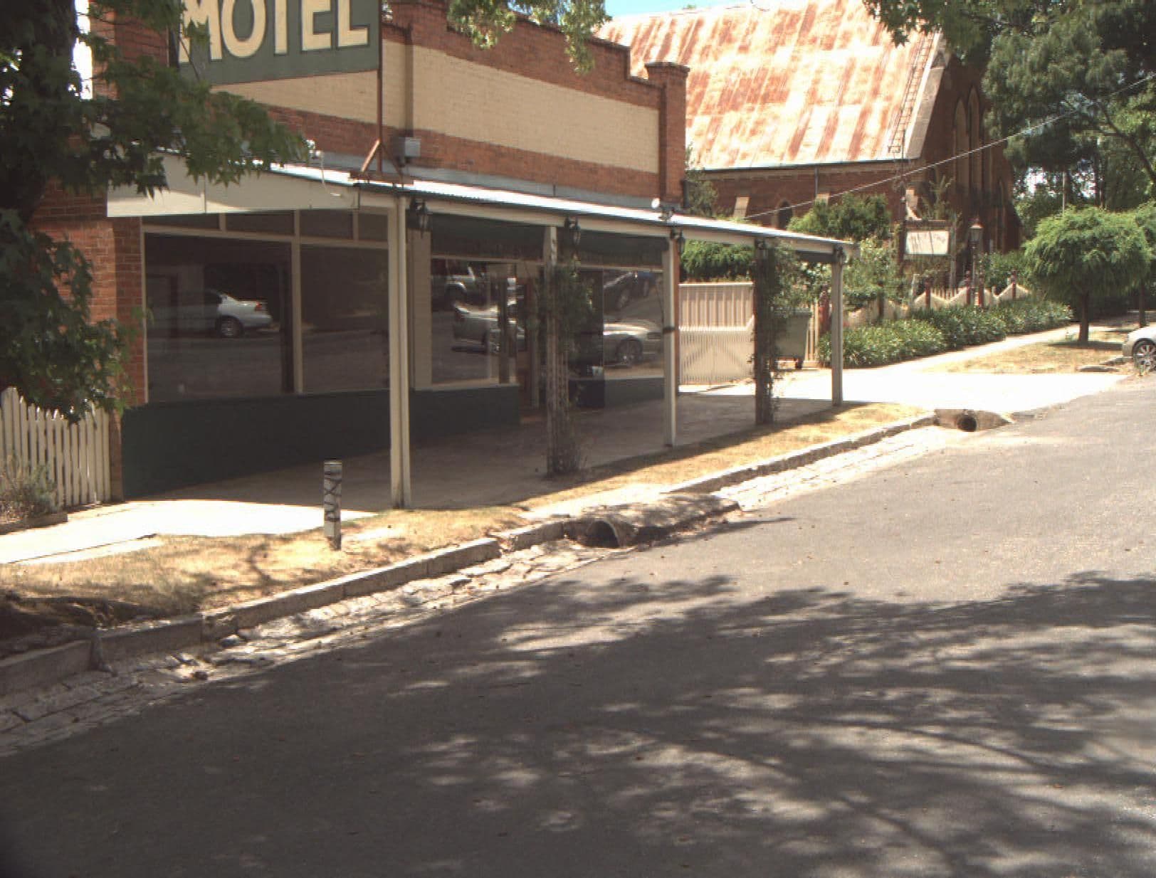 Street view near Carriage Motor Inn, Beechworth — © vicroads (CC BY-SA · Mapillary)