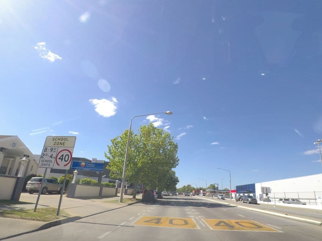 Street view near Comfort Inn & Suites, Albury — © mander (CC BY-SA · Mapillary)