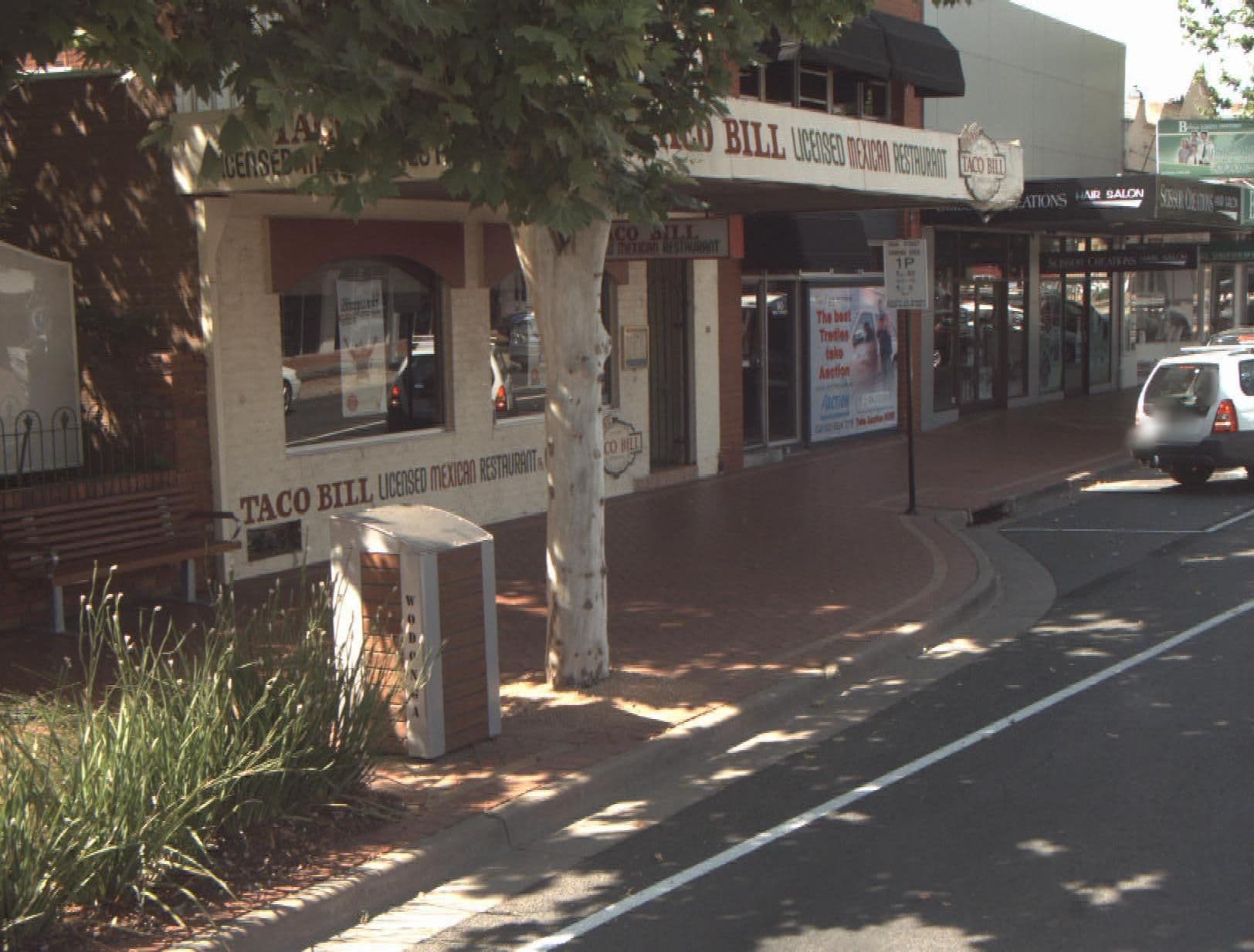 Street view near Albury-Wodonga Apartments, Wodonga — © vicroads (CC BY-SA · Mapillary)