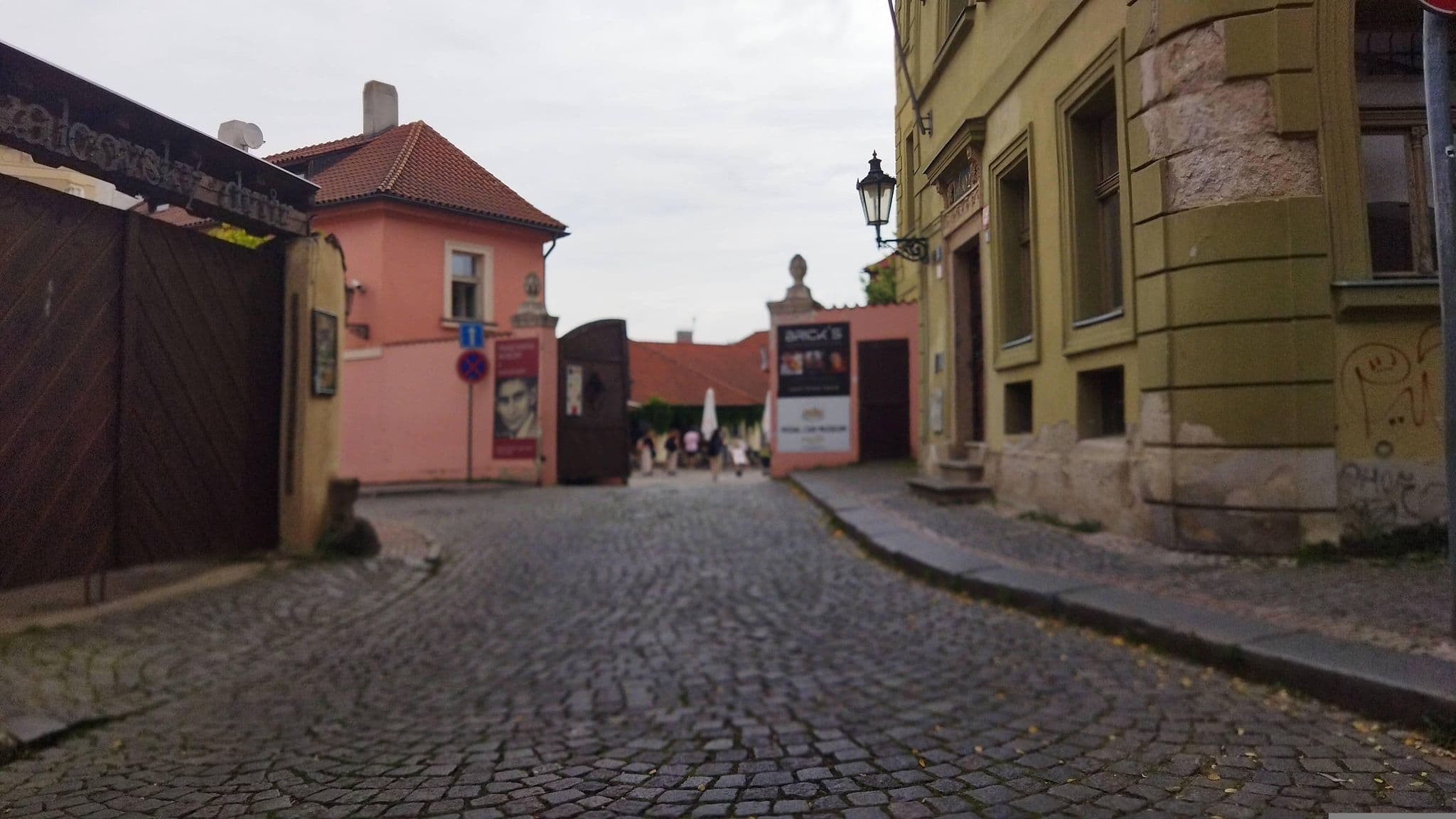 Street view near Hergetův palác, Malá Strana — © changchun1 (CC BY-SA · Mapillary)