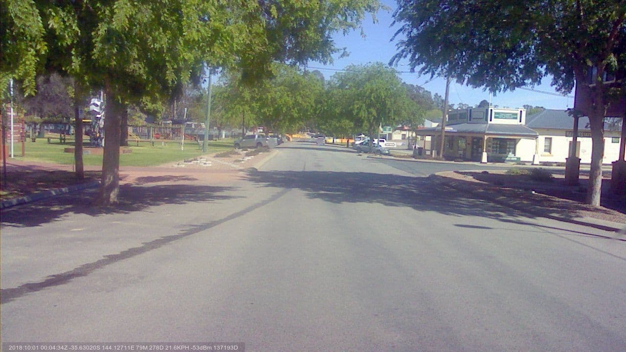 Street view near Arch on Mellool, Barham — © bob3bob3 (CC BY-SA · Mapillary)
