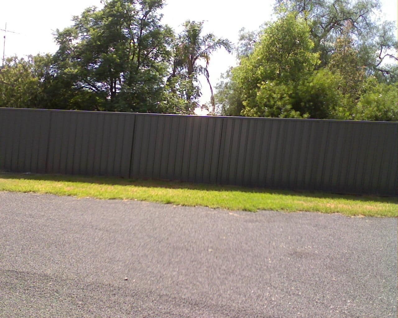 Street view near Oaklands Hotel, Berrigan — © bob3bob3 (CC BY-SA · Mapillary)
