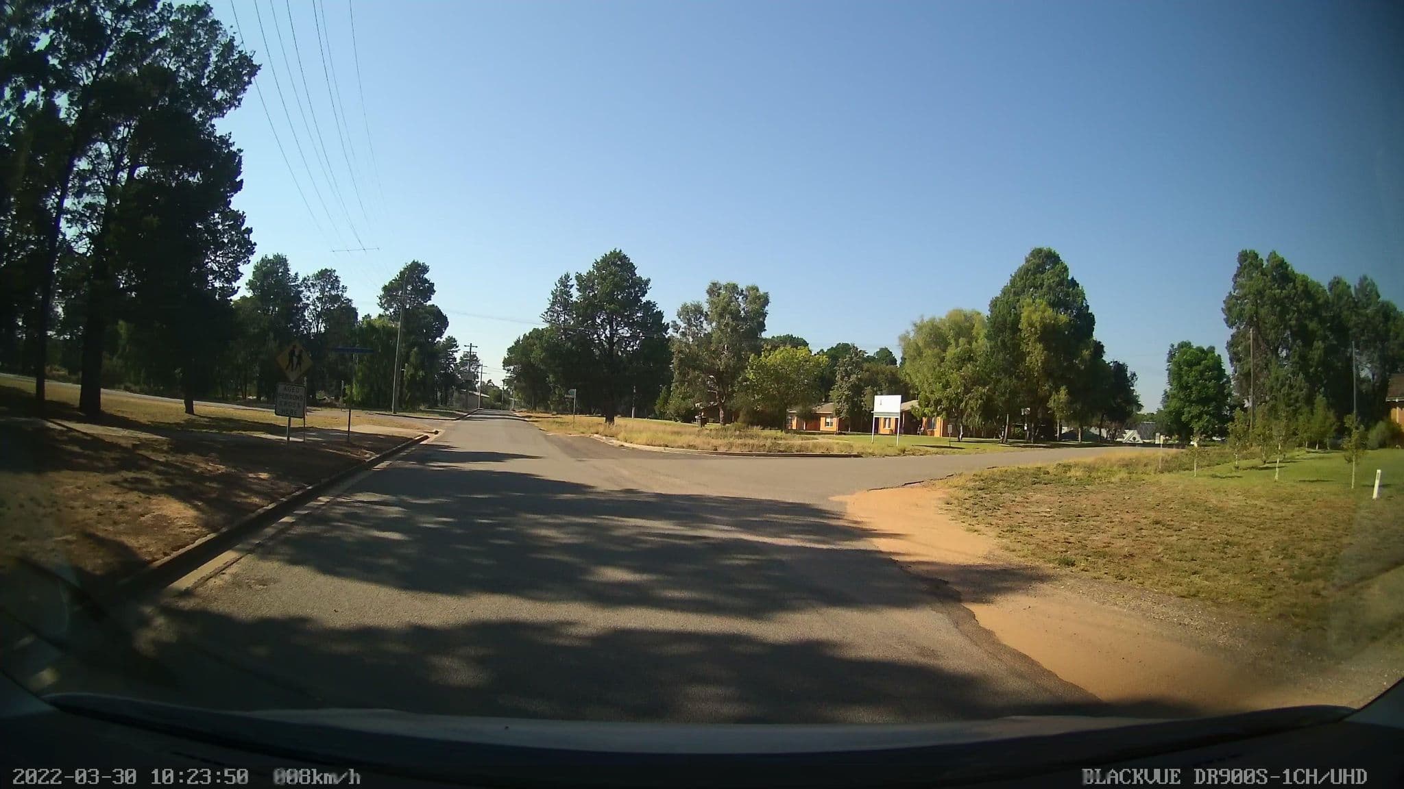 Street view near Cypress View Lodge Apartments & CACPS, Coleambally — © bob3bob3 (CC BY-SA · Mapillary)