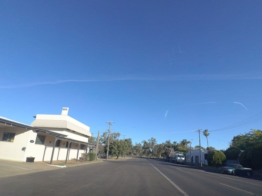 Street view near Ben Hall Ecno Lodge, Forbes — © mander (CC BY-SA · Mapillary)