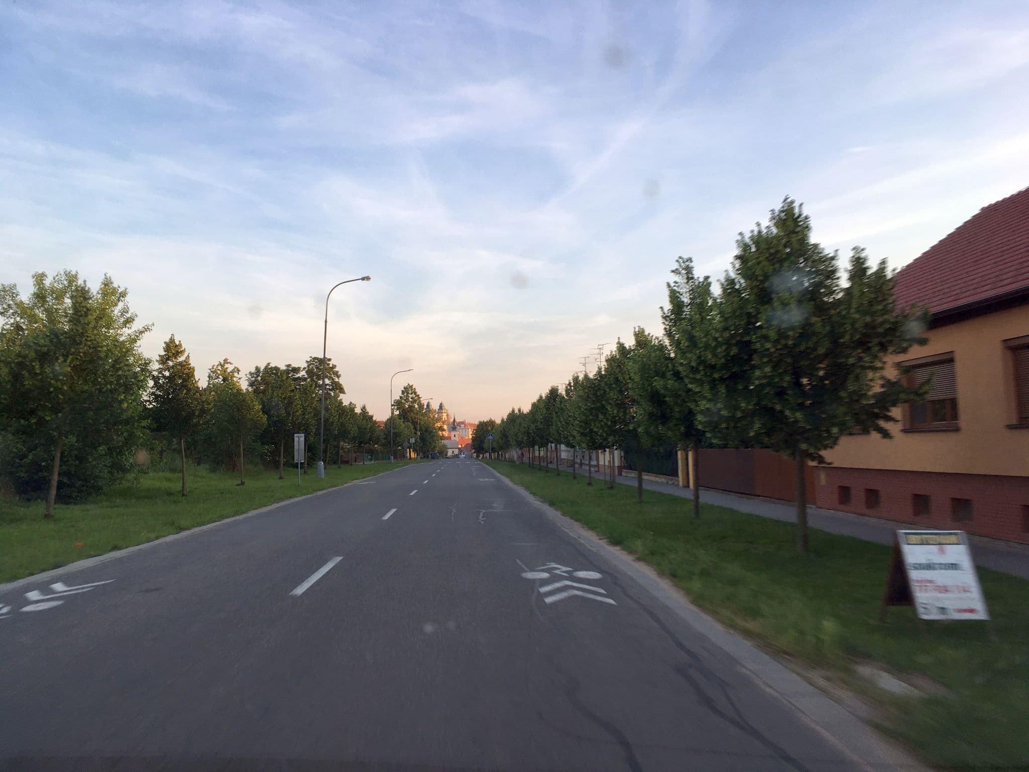 Street view near Penzion V Aleji, Valtice — © istefanos (CC BY-SA · Mapillary)