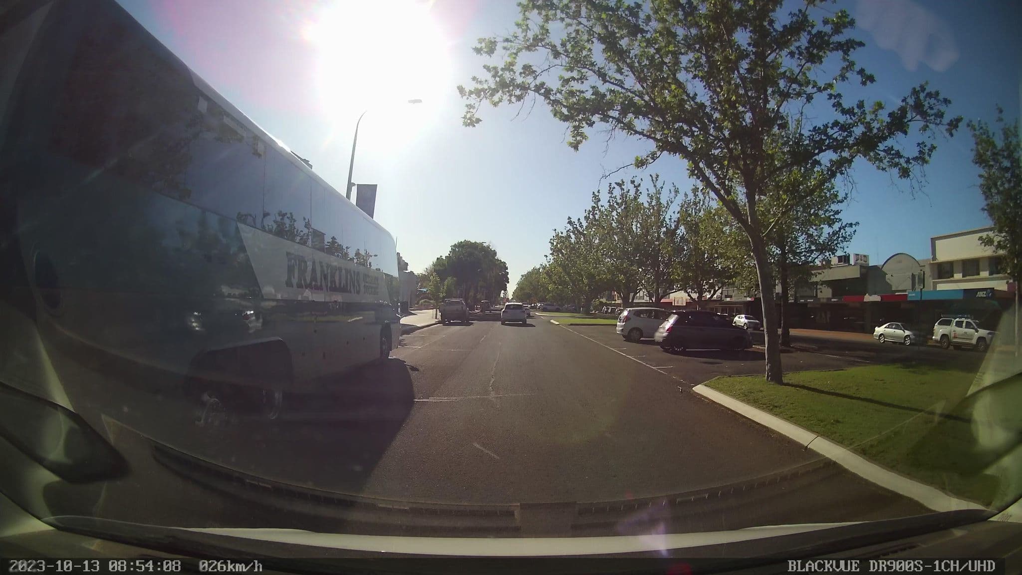 Street view near Gem Hotel, Griffith — © bob3bob3 (CC BY-SA · Mapillary)