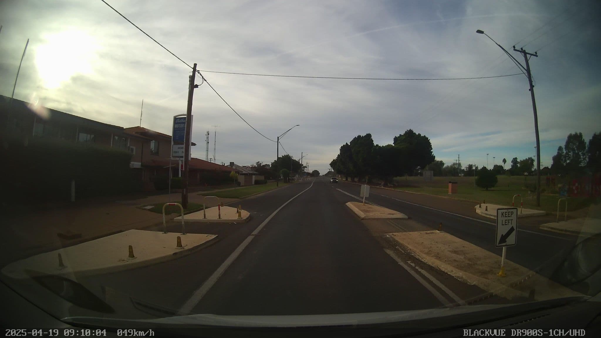 Street view near Outback Motel, Nyngan — © bob3bob3 (CC BY-SA · Mapillary)
