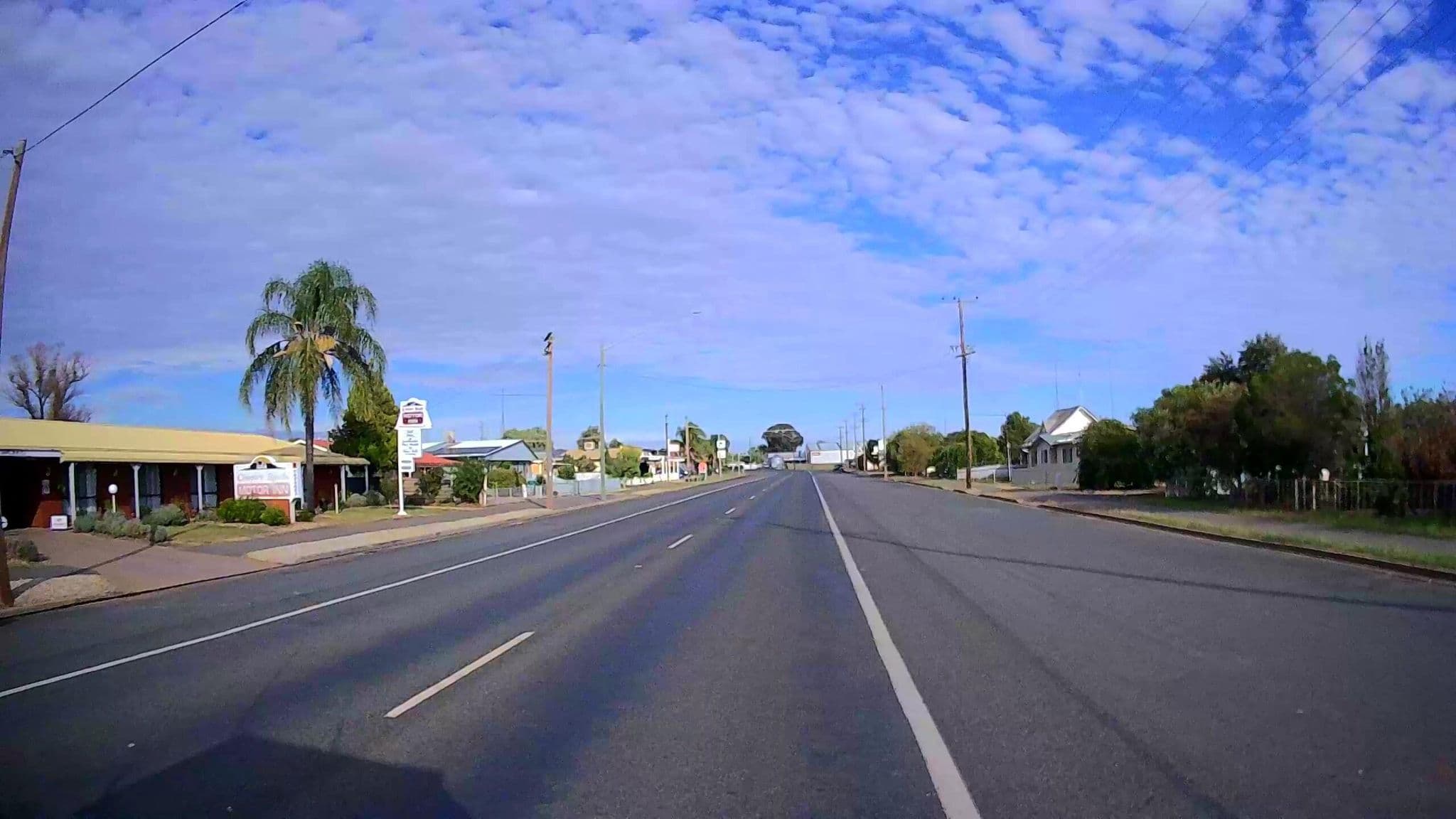 Street view near Country Road Motor Inn, West Wyalong — © bob3bob3 (CC BY-SA · Mapillary)