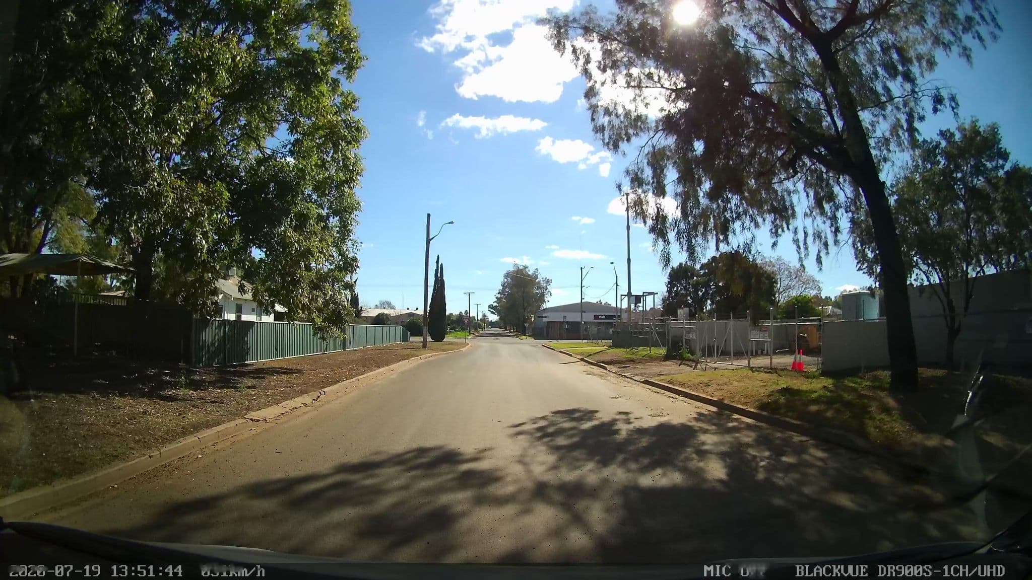 Street view near The Warren Bottle Shop, Warren — © bob3bob3 (CC BY-SA · Mapillary)
