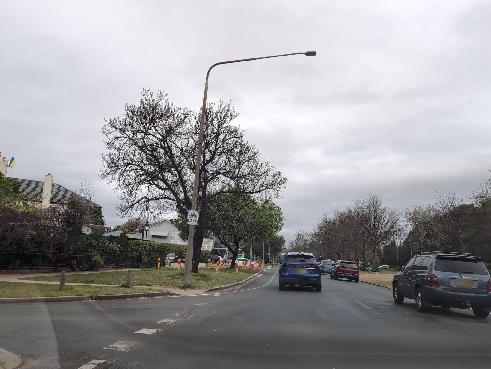 Street view near East Hotel, Forrest — © mhahl (CC BY-SA · Mapillary)