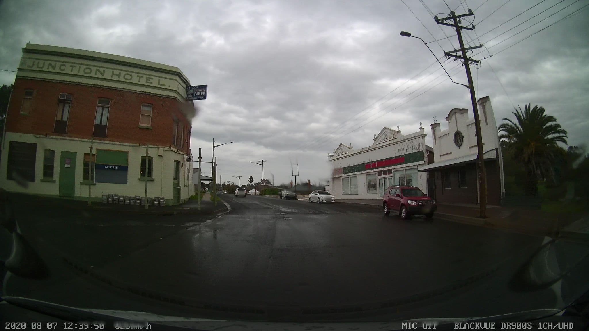 Street view near Junction Hotel, Canowindra — © bob3bob3 (CC BY-SA · Mapillary)