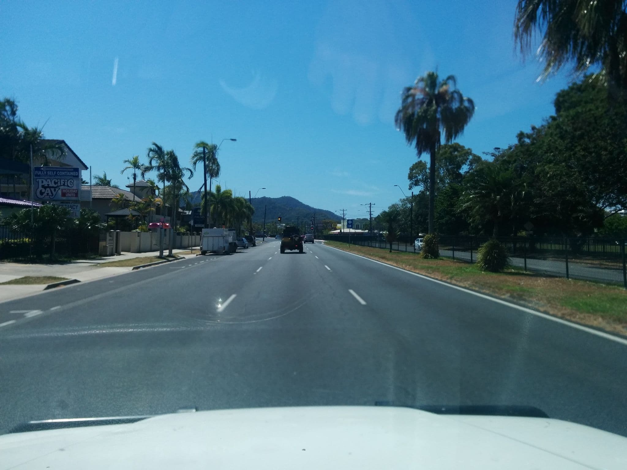 Street view near adobe motel, Cairns — © orbac (CC BY-SA · Mapillary)