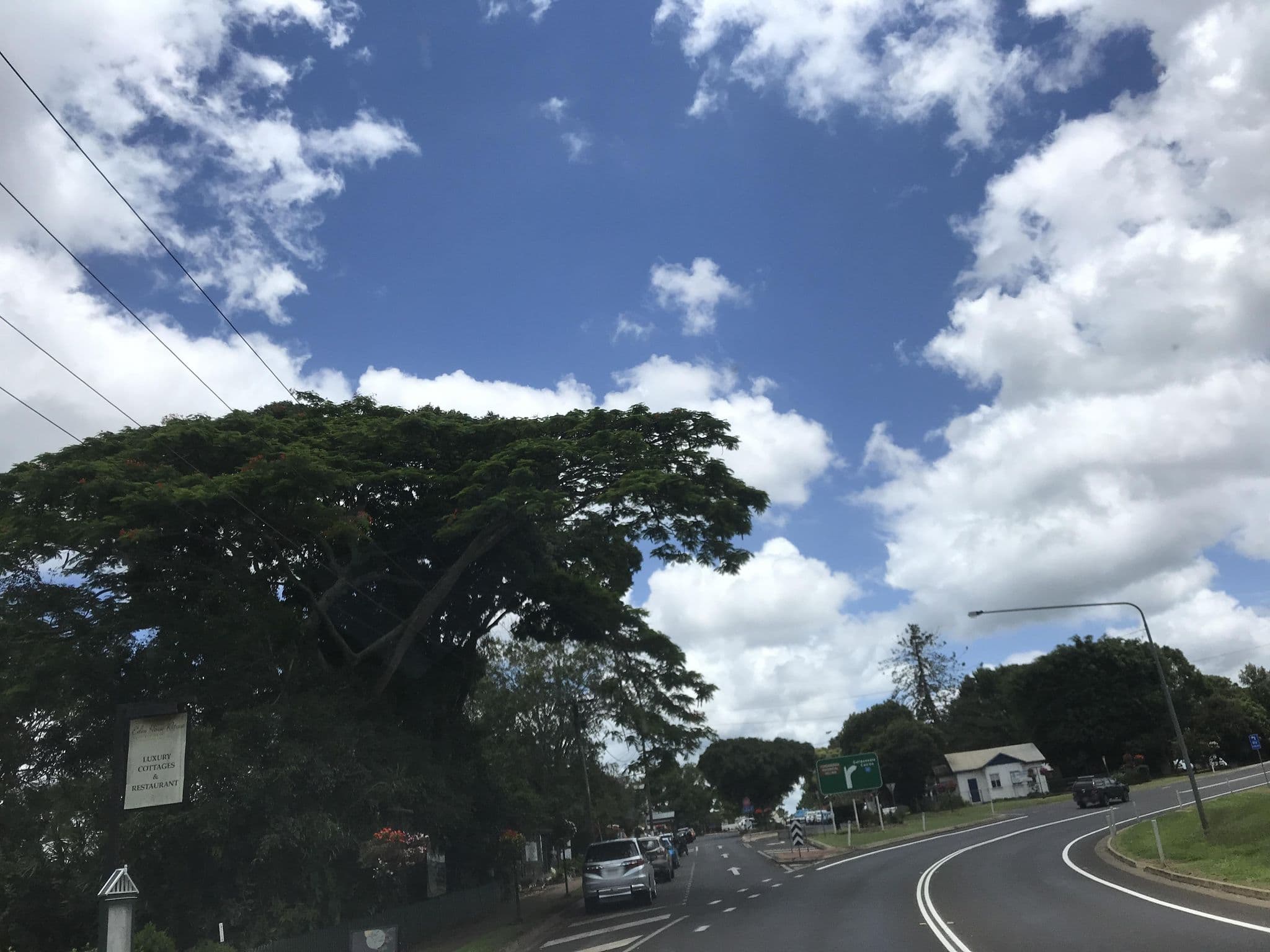 Street view near Eden House, Yungaburra — © orbac (CC BY-SA · Mapillary)