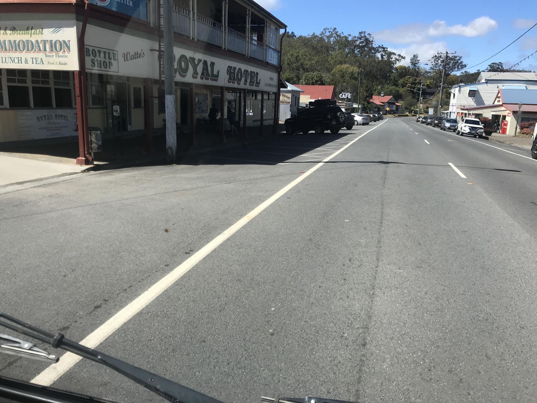 Street view near Australian Hotel - Motel, Atherton — © orbac (CC BY-SA · Mapillary)