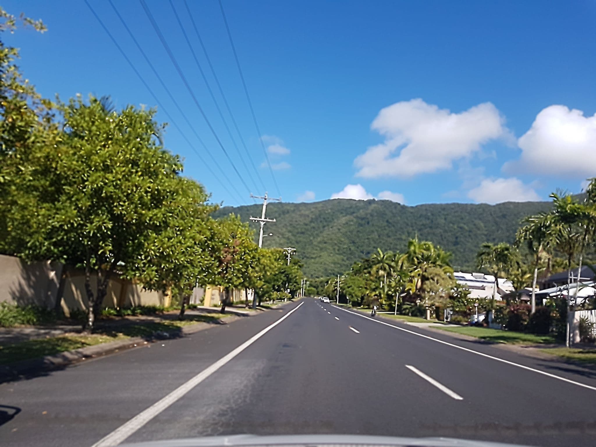 Street view near Palm Cove Airbnb, Palm Cove — © stev391 (CC BY-SA · Mapillary)