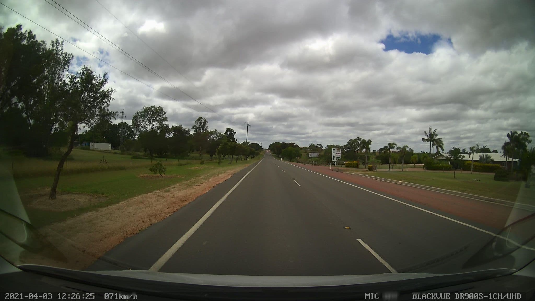 Street view near Heritage Lodge Motel, Queenton — © bob3bob3 (CC BY-SA · Mapillary)