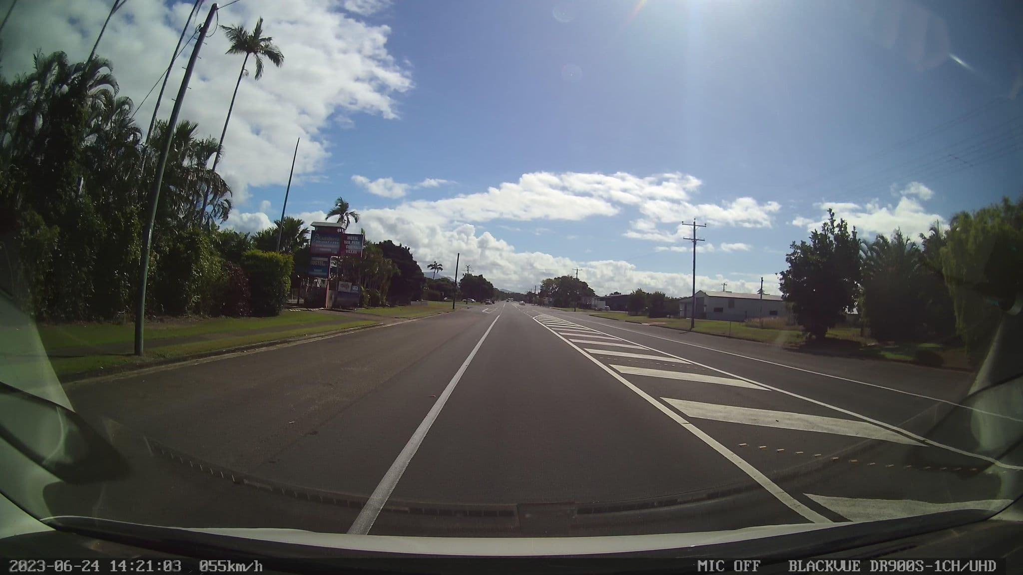 Street view near Kookaburra Holiday Park Cardwell, Cardwell — © bob3bob3 (CC BY-SA · Mapillary)