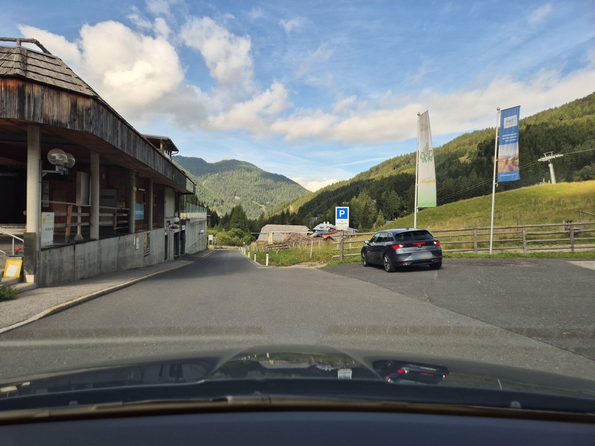 Street view near Hotel Berghof, Unternberg — © schermy_at (CC BY-SA · Mapillary)
