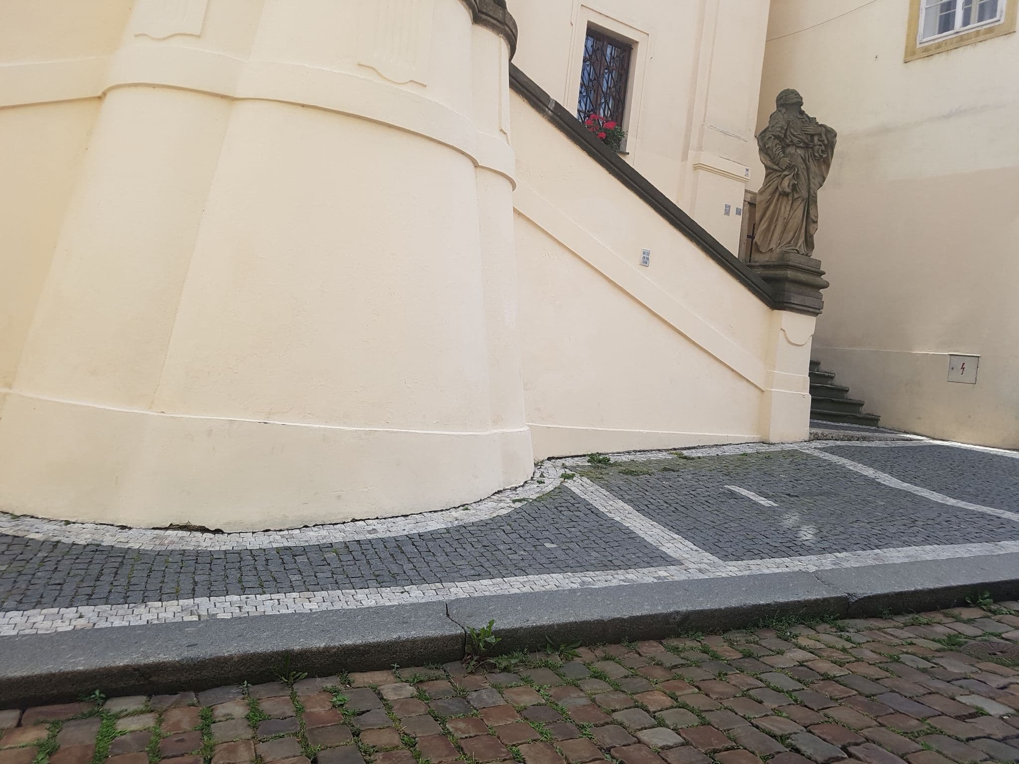 Street view near Hotel Questenberk, Malá Strana — © pbb (CC BY-SA · Mapillary)