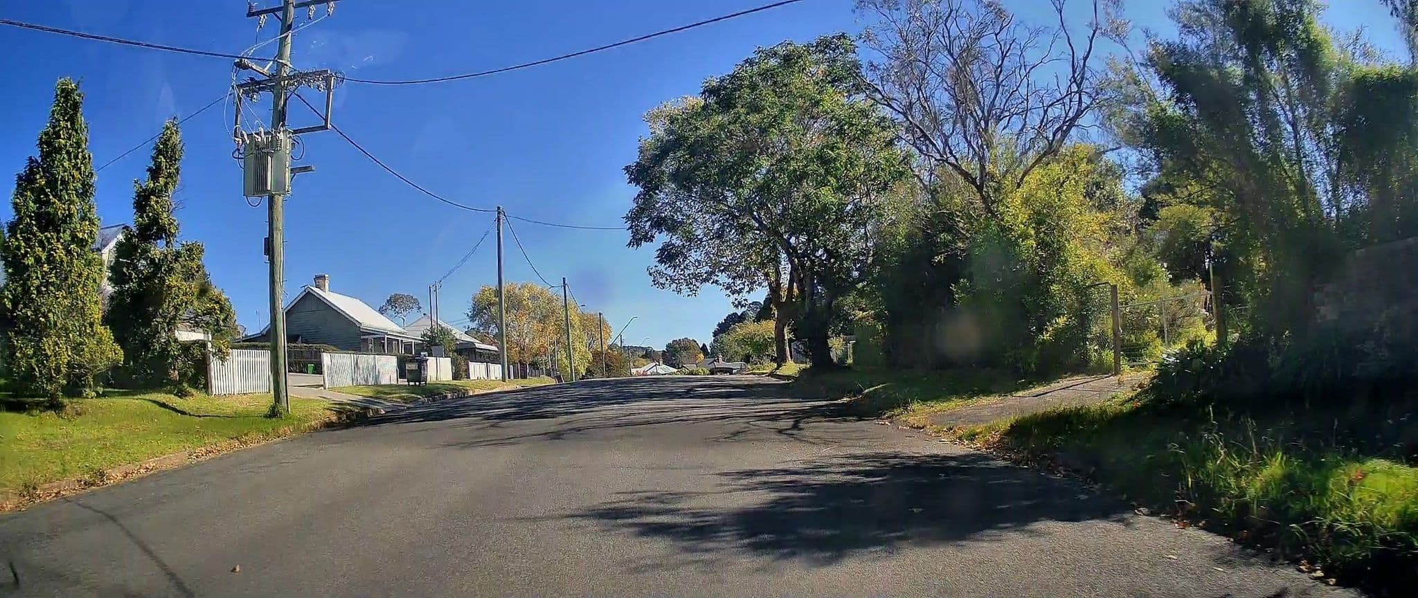 Street view near The Golf Ball Motel, Moss Vale — © maxim752 (CC BY-SA · Mapillary)