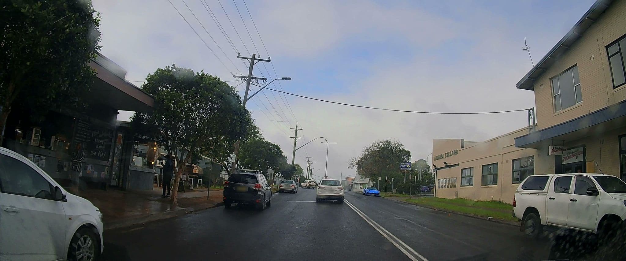 Street view near Australian Hotel Nowra, Nowra — © maxim752 (CC BY-SA · Mapillary)