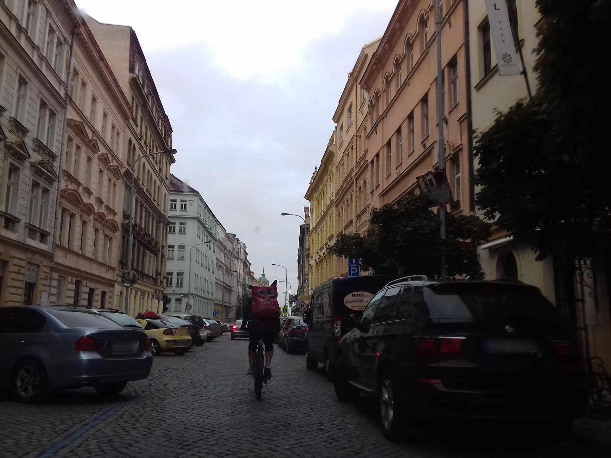 Street view near Fleur de Lis Hotel, Královské Vinohrady — © hodkowicz (CC BY-SA · Mapillary)
