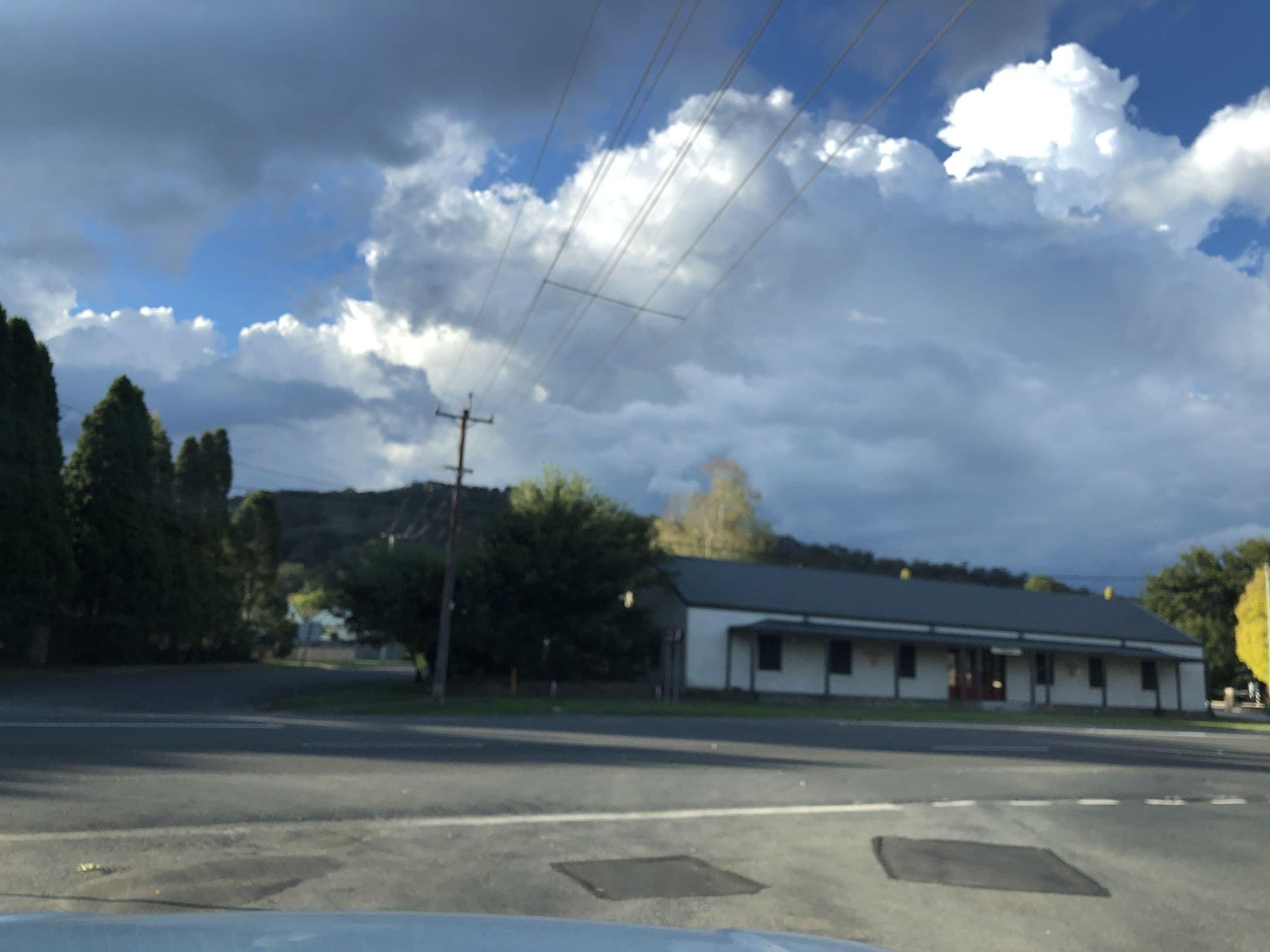 Street view near Grand Country Lodge Motel Mittagong, Mittagong — © jlstudio (CC BY-SA · Mapillary)
