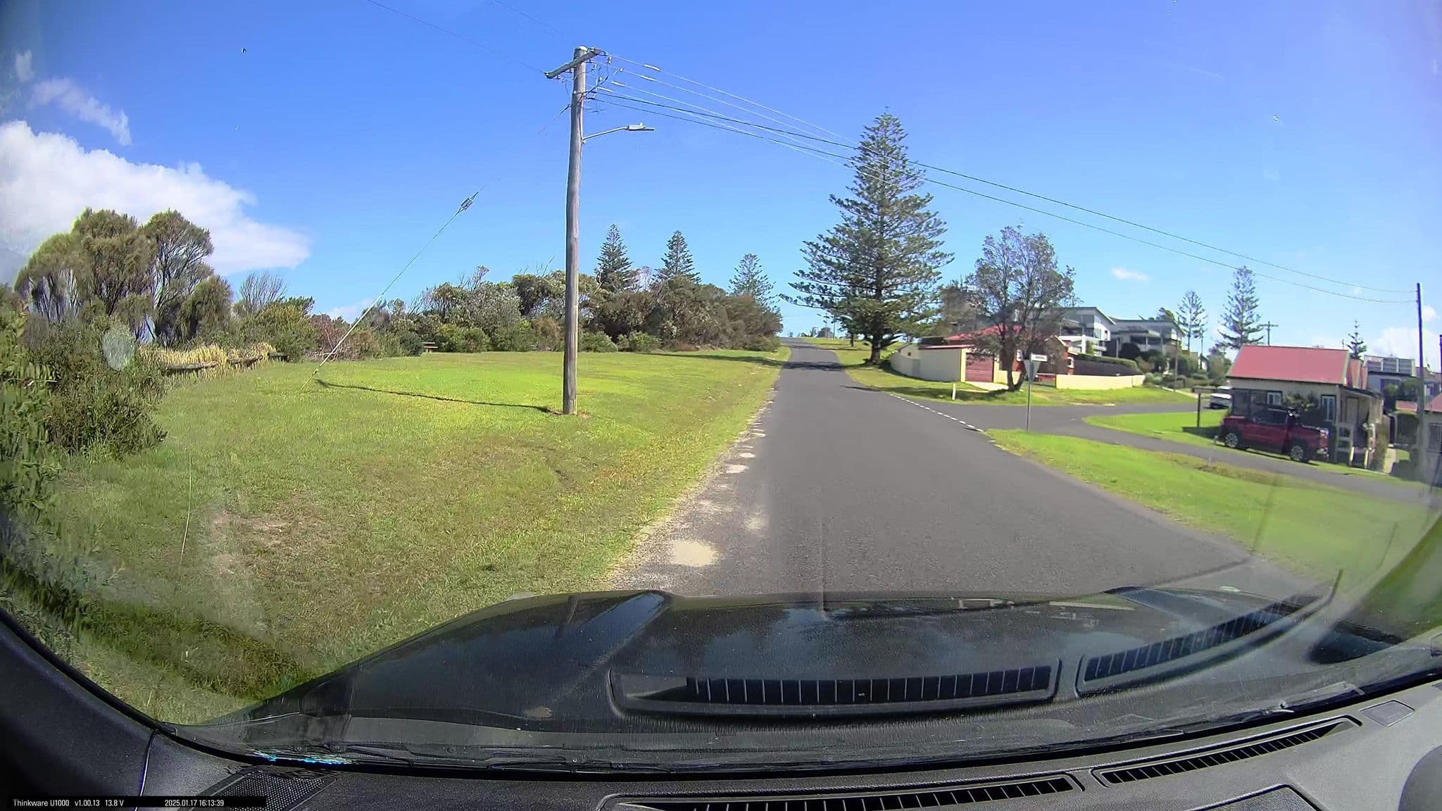 Street view near Murunna Cottages, Bermagui — © maxim752 (CC BY-SA · Mapillary)
