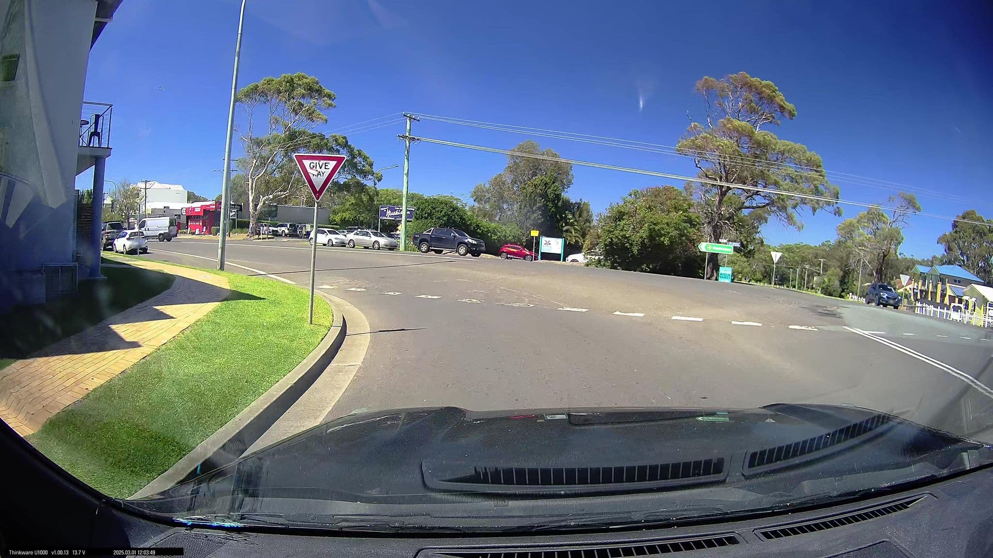 Street view near Nautilus Apartments, Huskisson, Jervis Bay, Vincentia — © maxim752 (CC BY-SA · Mapillary)