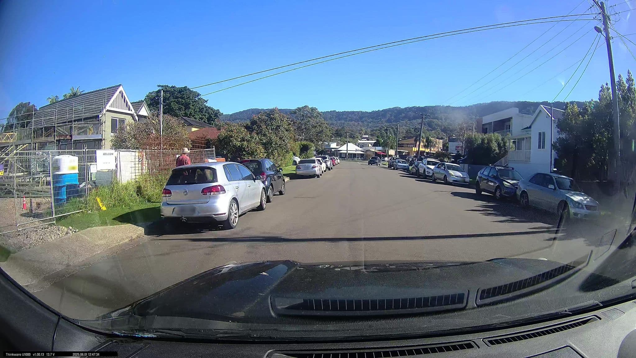 Street view near Seabreeze Thirroul, Thirroul — © maxim752 (CC BY-SA · Mapillary)