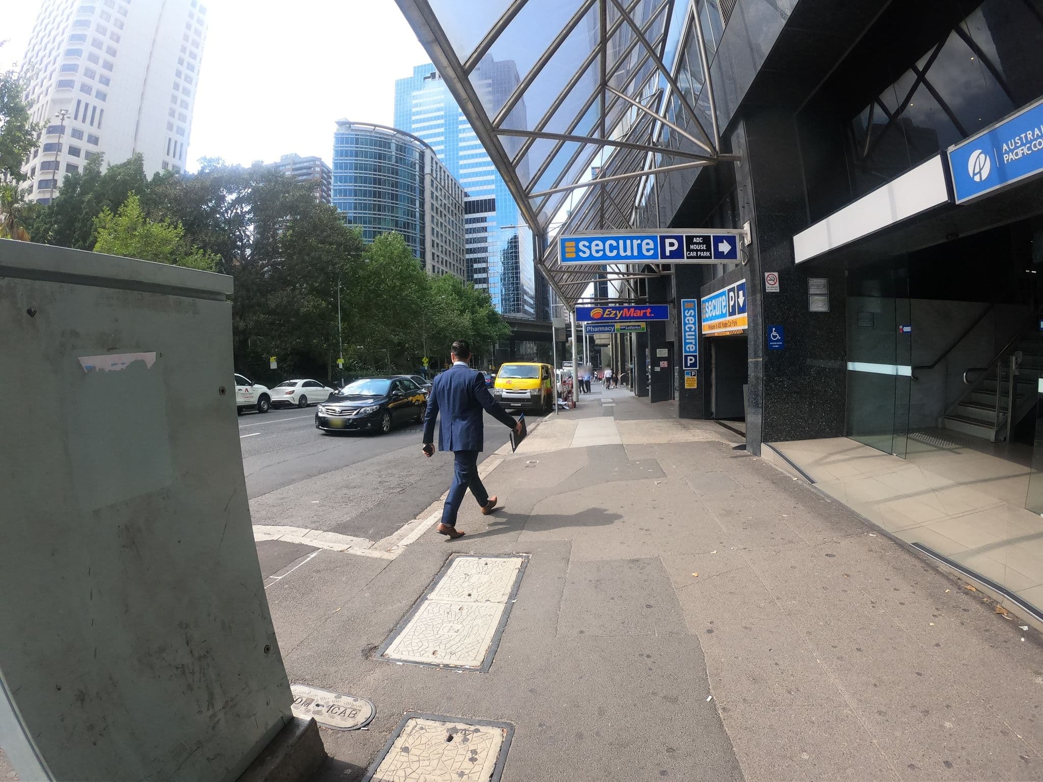 Street view near Stamford on Kent, Millers Point — © ozflor (CC BY-SA · Mapillary)