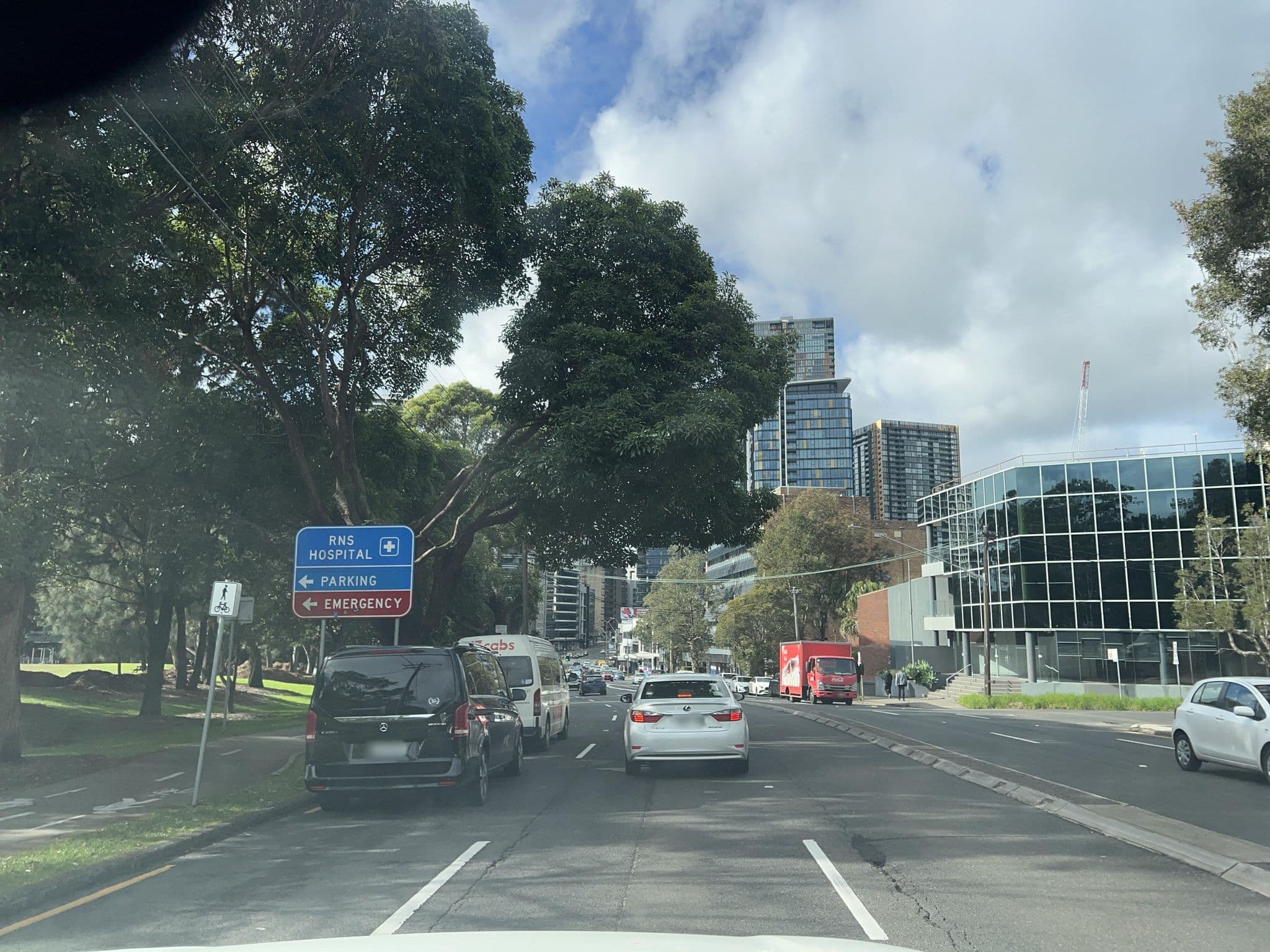 Street view near Hamilton Island Gym, St Leonards — © jlstudio (CC BY-SA · Mapillary)