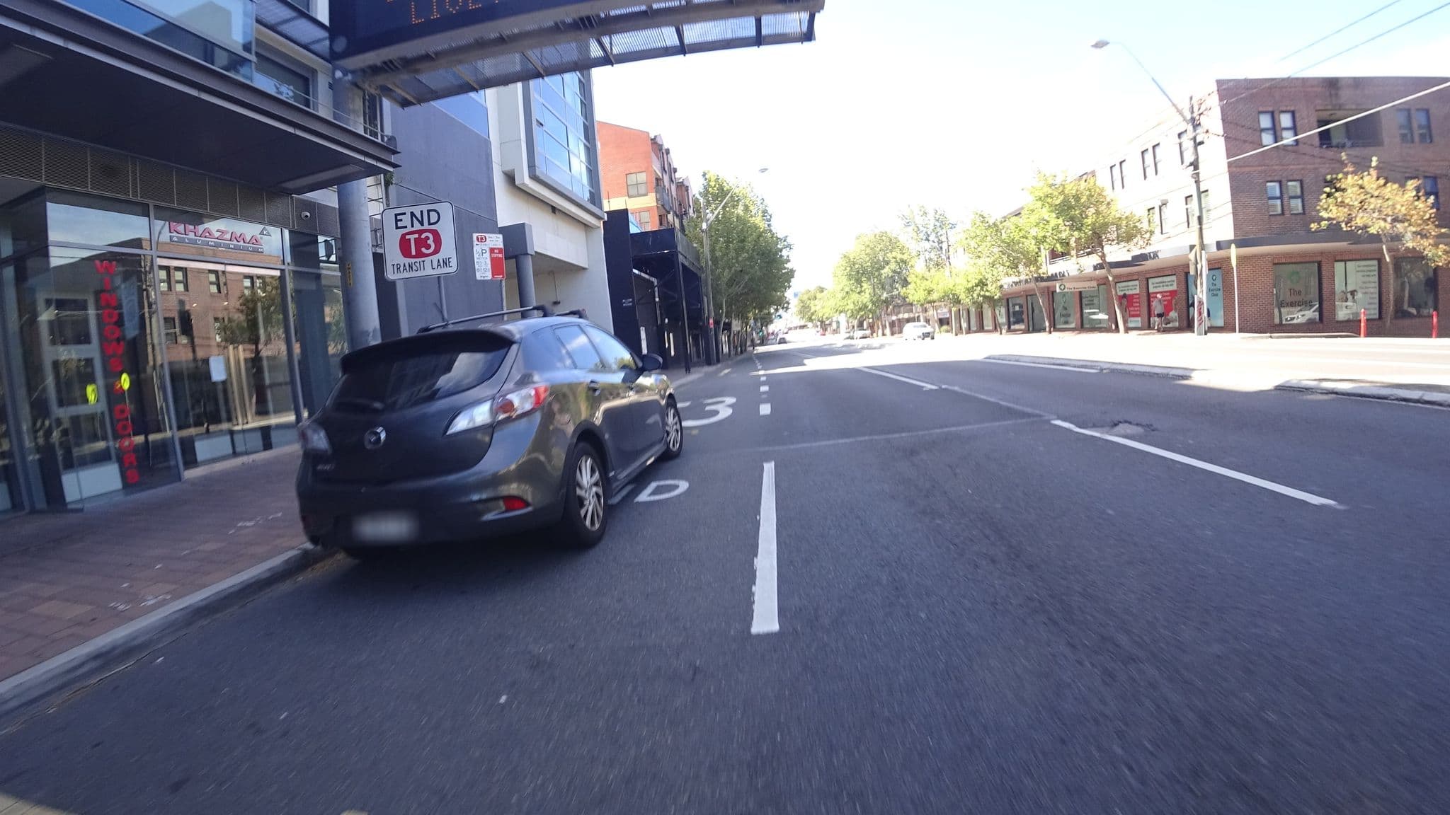 Street view near Sovereign Inn, Crows Nest — © aharvey (CC BY-SA · Mapillary)
