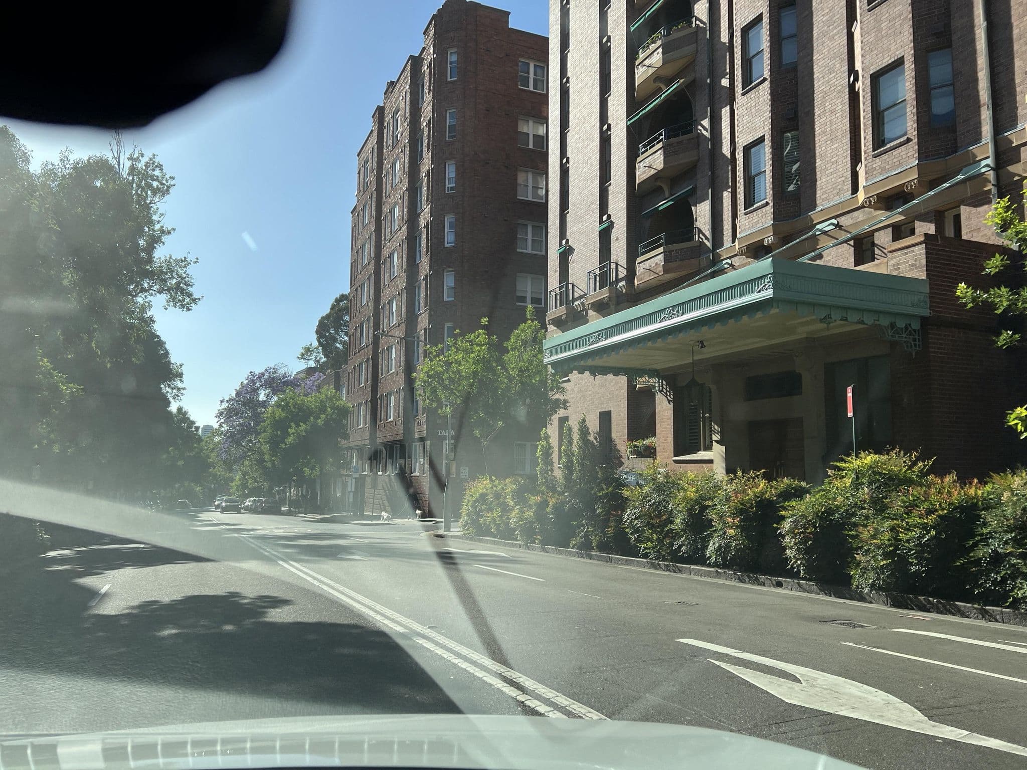 Street view near Kingsclere, Elizabeth Bay — © jlstudio (CC BY-SA · Mapillary)