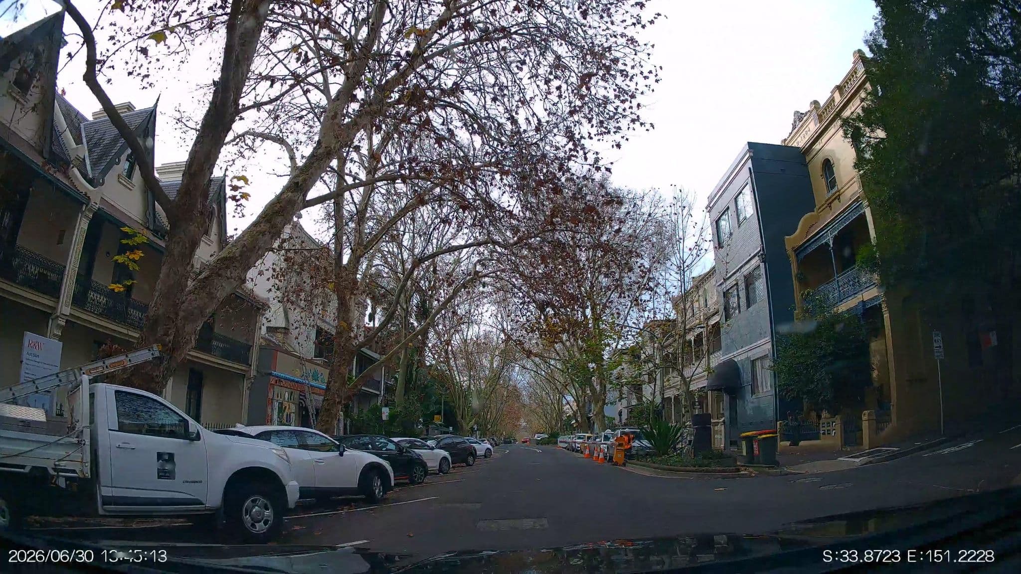 Street view near Kanga House Backpackers, Woolloomooloo — © aHS (CC BY-SA · Mapillary)