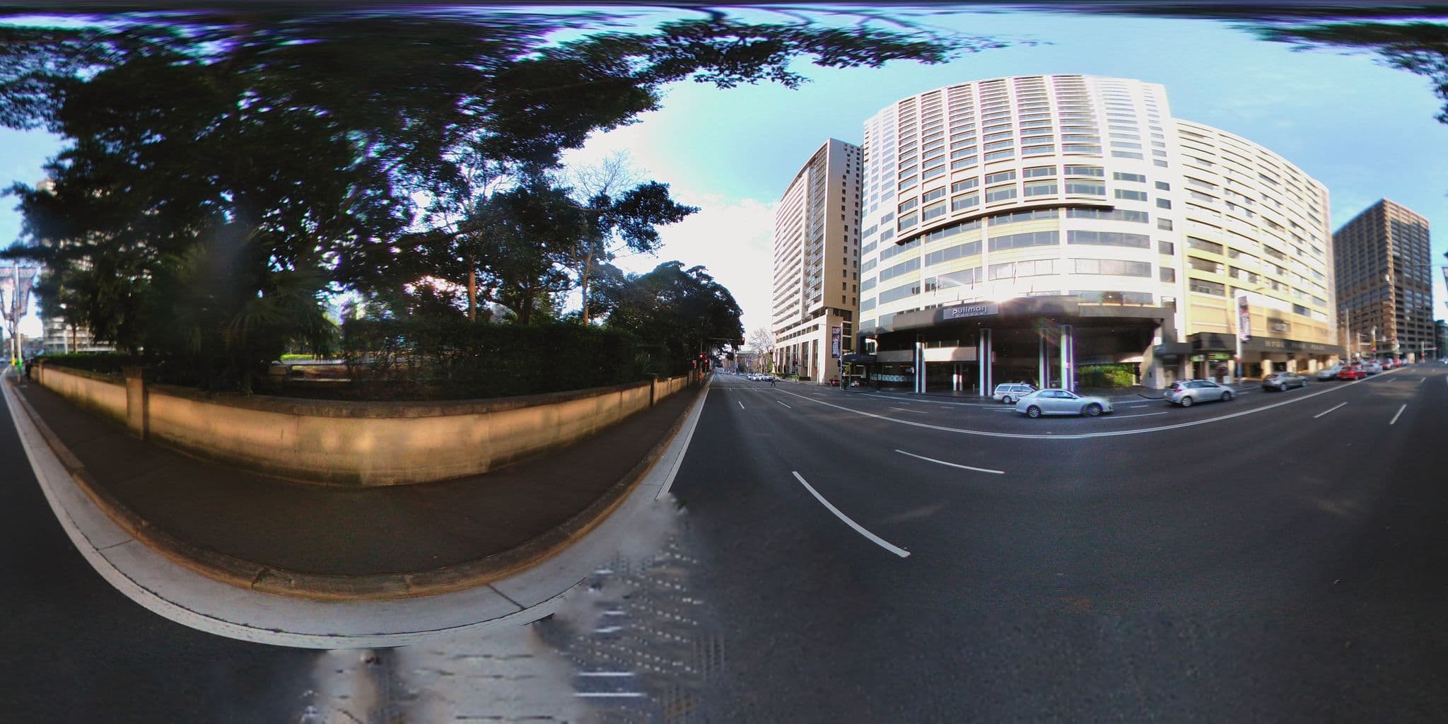 Street view near Pullman Sydney Pool & Sauna, Darlinghurst — © aharvey (CC BY-SA · Mapillary)