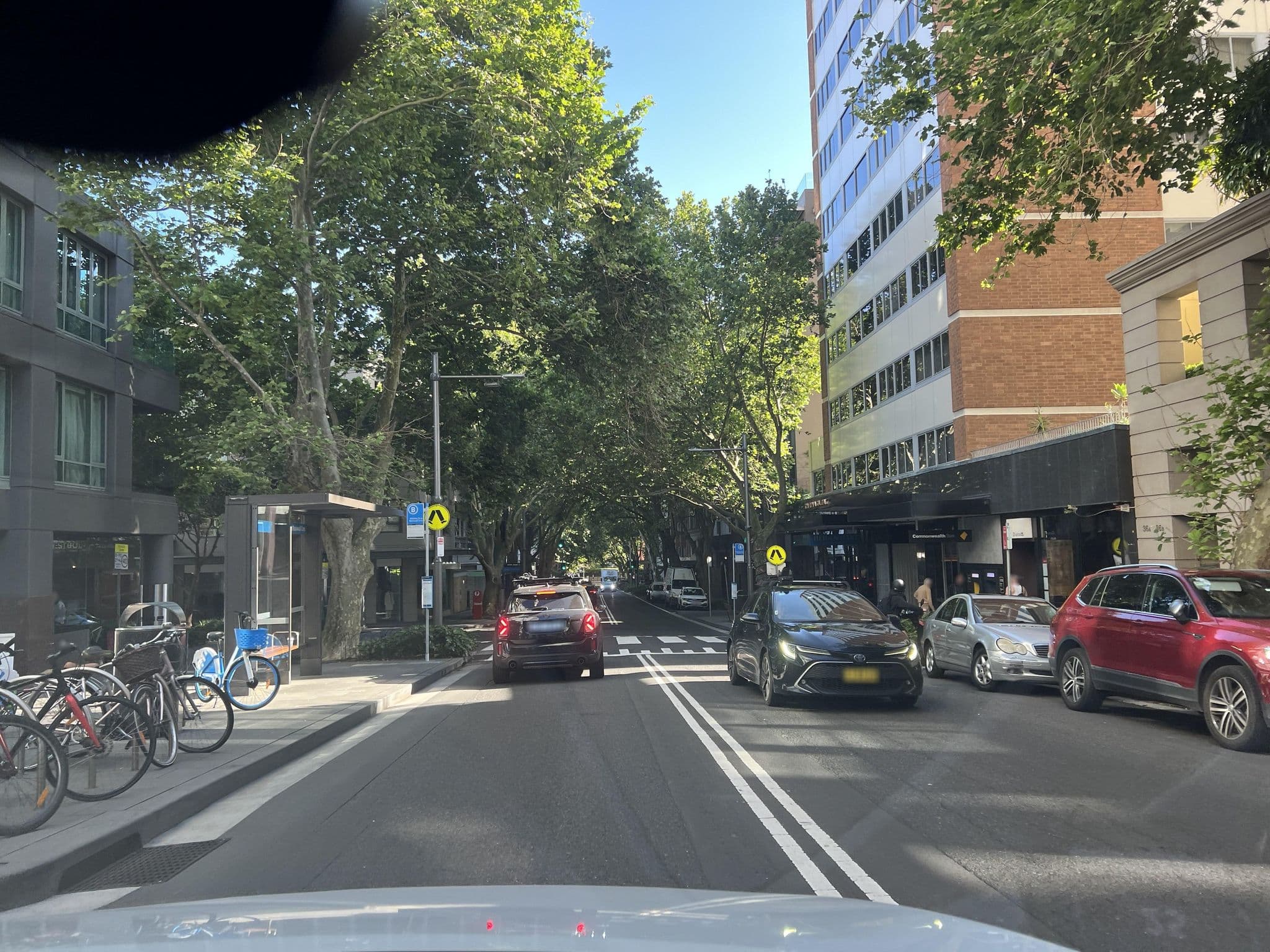 Street view near Sheraton Motor Hotel, Elizabeth Bay — © jlstudio (CC BY-SA · Mapillary)