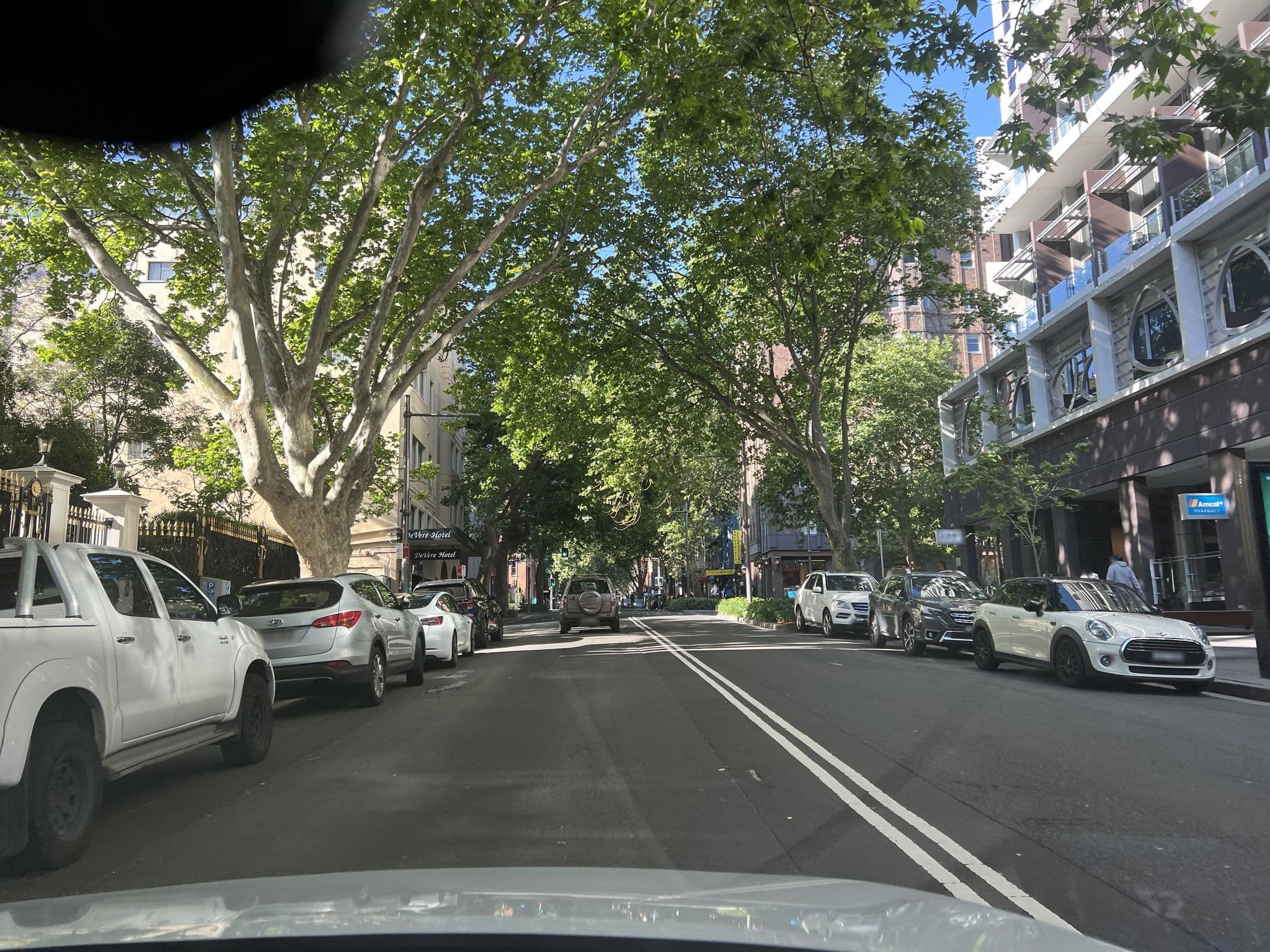 Street view near Azure Apartments, Elizabeth Bay — © jlstudio (CC BY-SA · Mapillary)