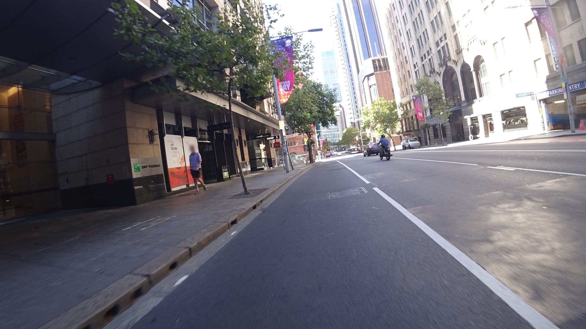 Street view near Travelodge, Sydney — © aharvey (CC BY-SA · Mapillary)