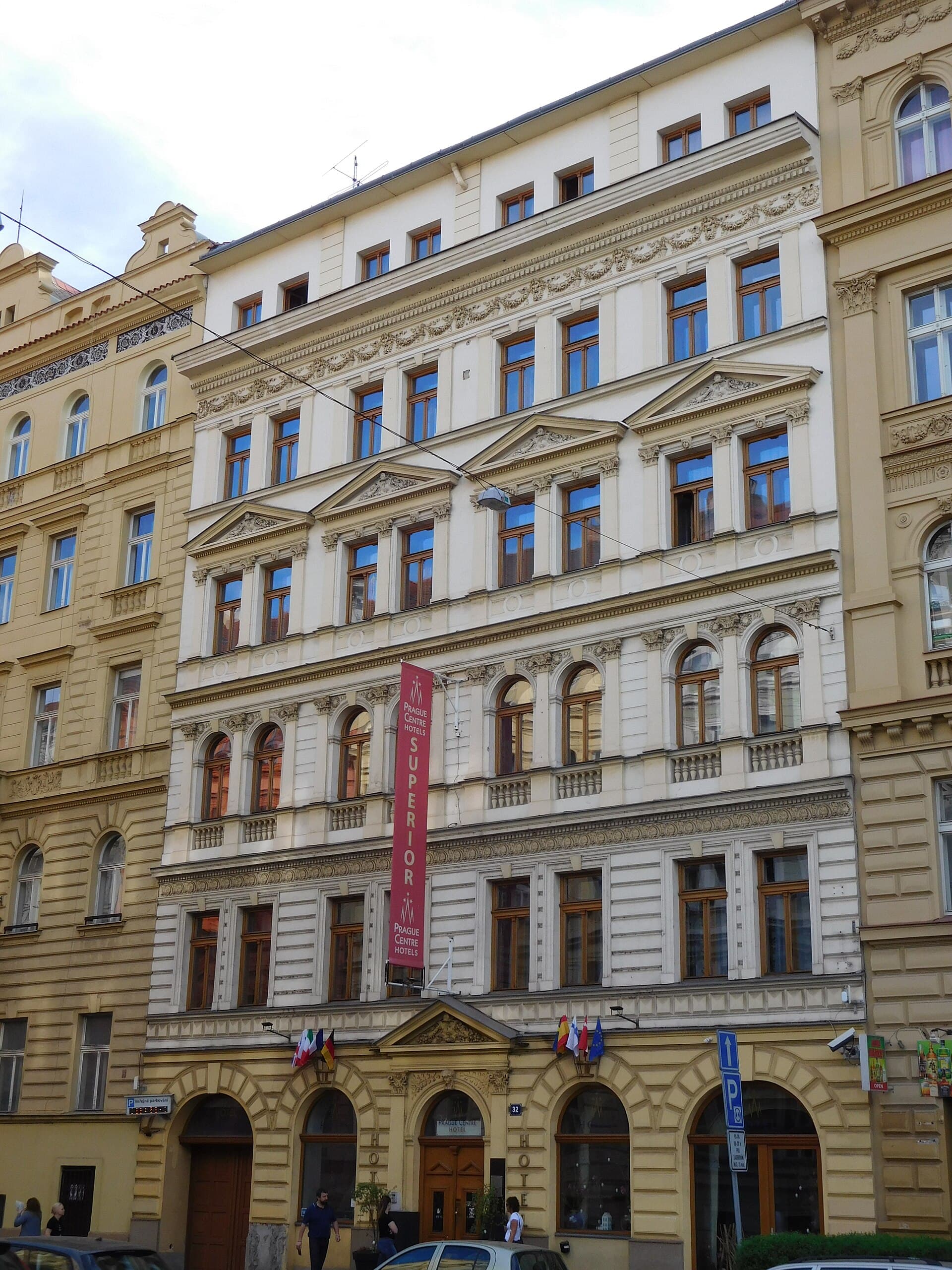 Prague Centre Superior (via Wikimedia Commons, CC BY-SA 3.0)