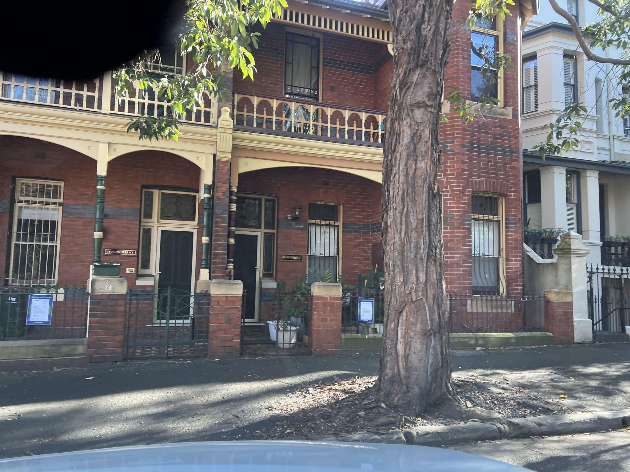Street view near EzyStayz, Potts Point — © jlstudio (CC BY-SA · Mapillary)