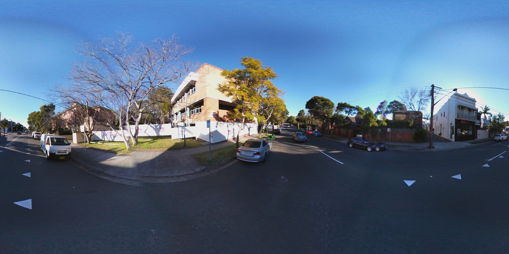 Street view near Hilton Town Hall, Crows Nest — © aharvey (CC BY-SA · Mapillary)