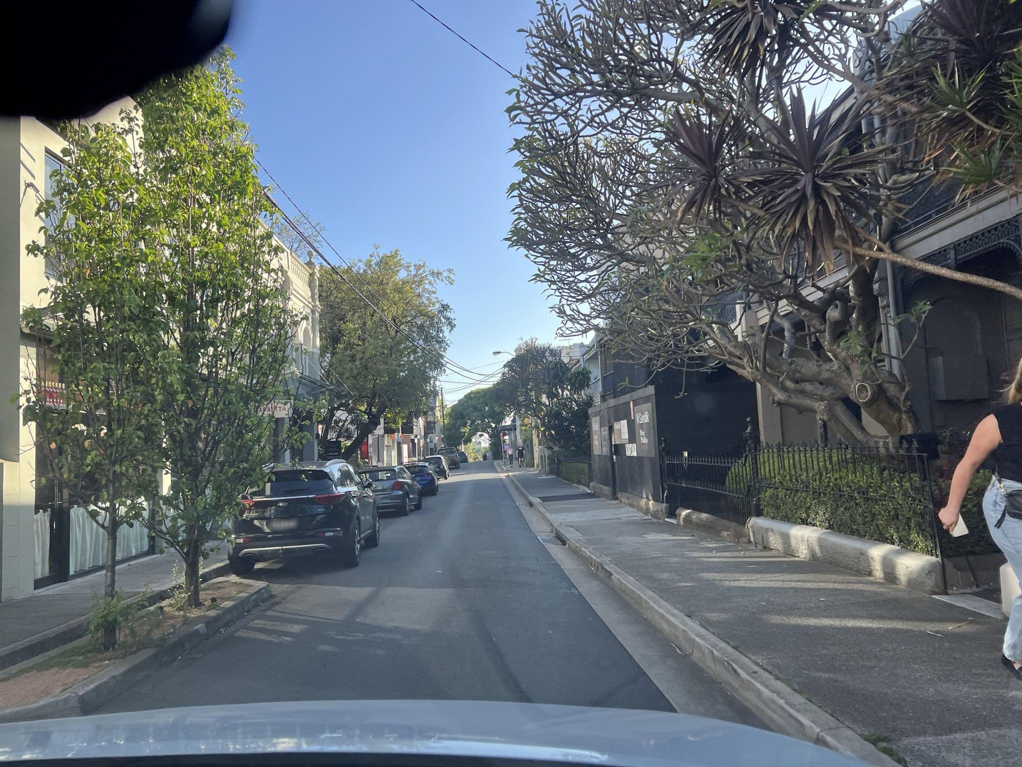 Street view near La Cachette, Paddington — © jlstudio (CC BY-SA · Mapillary)