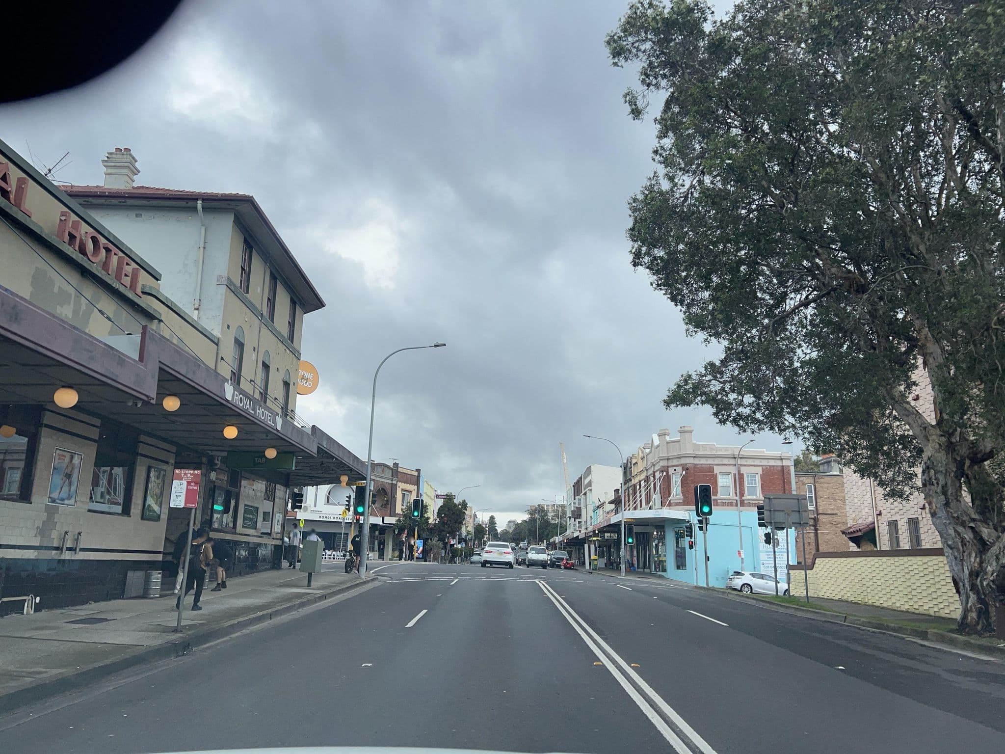 Street view near Bondi Shores, Bondi — © jlstudio (CC BY-SA · Mapillary)