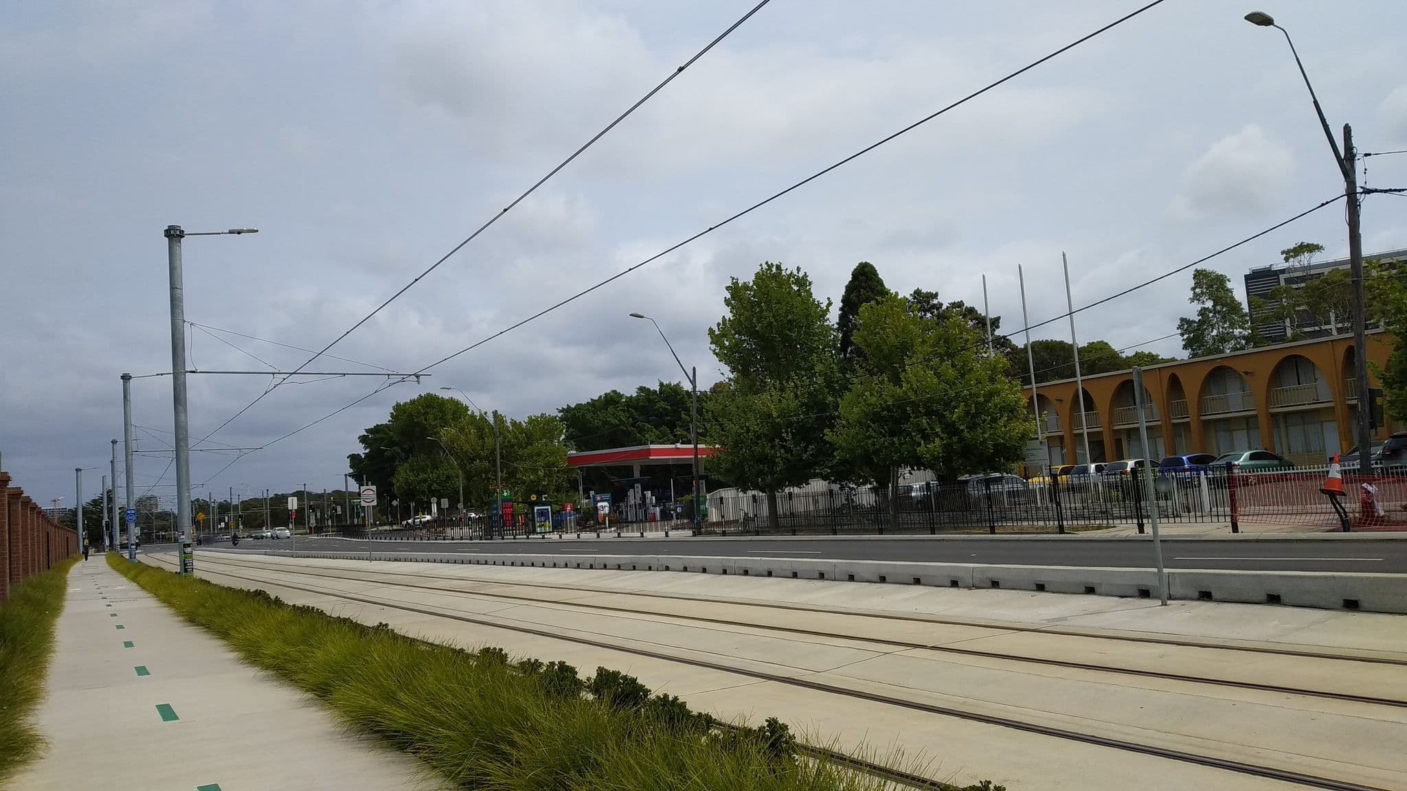 Street view near Malaysian Hall, Centennial Park — © ortho_is_hot (CC BY-SA · Mapillary)
